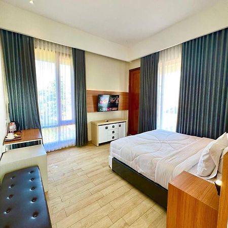 The Royal Joglo Hotel Tepus Ngoại thất bức ảnh