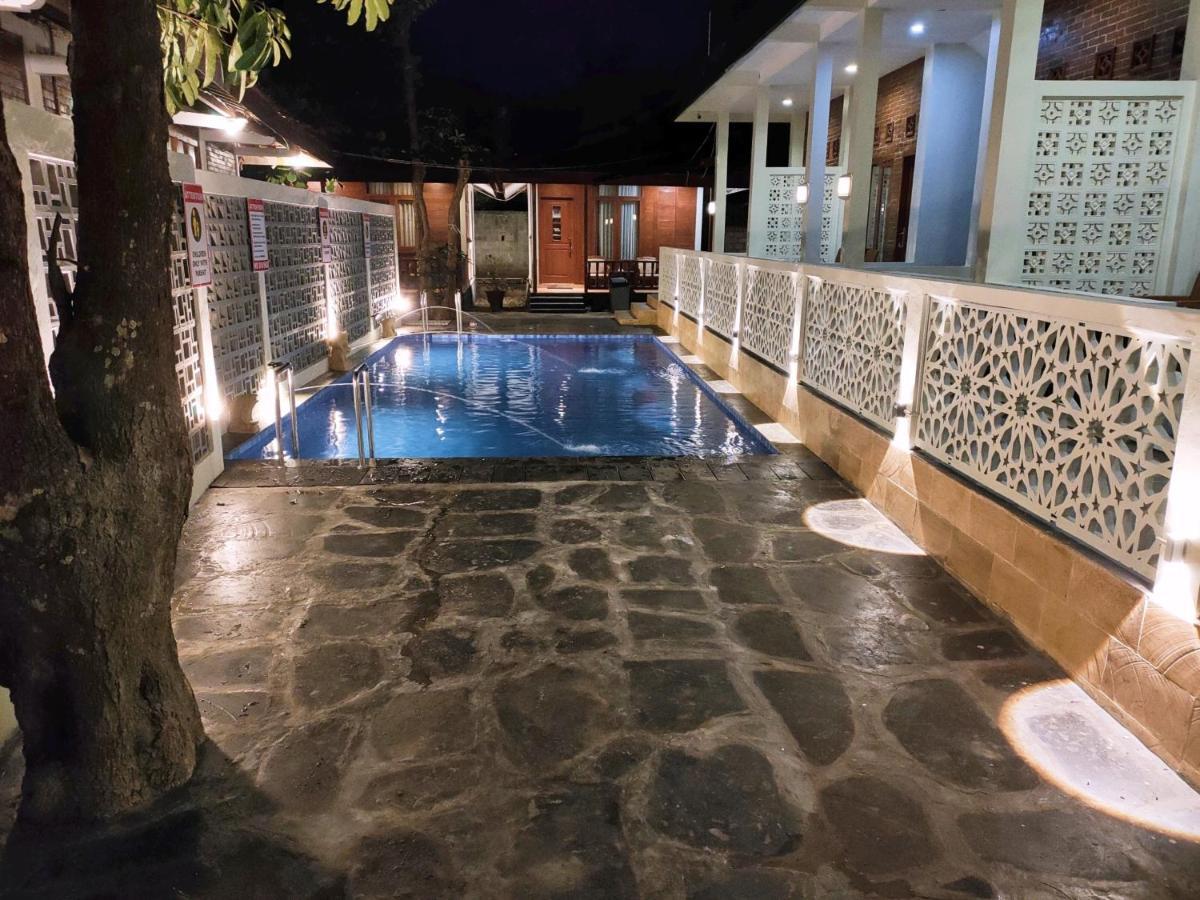 The Royal Joglo Hotel Tepus Ngoại thất bức ảnh